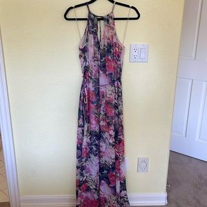 Maggy London. pink floral dress. size 6